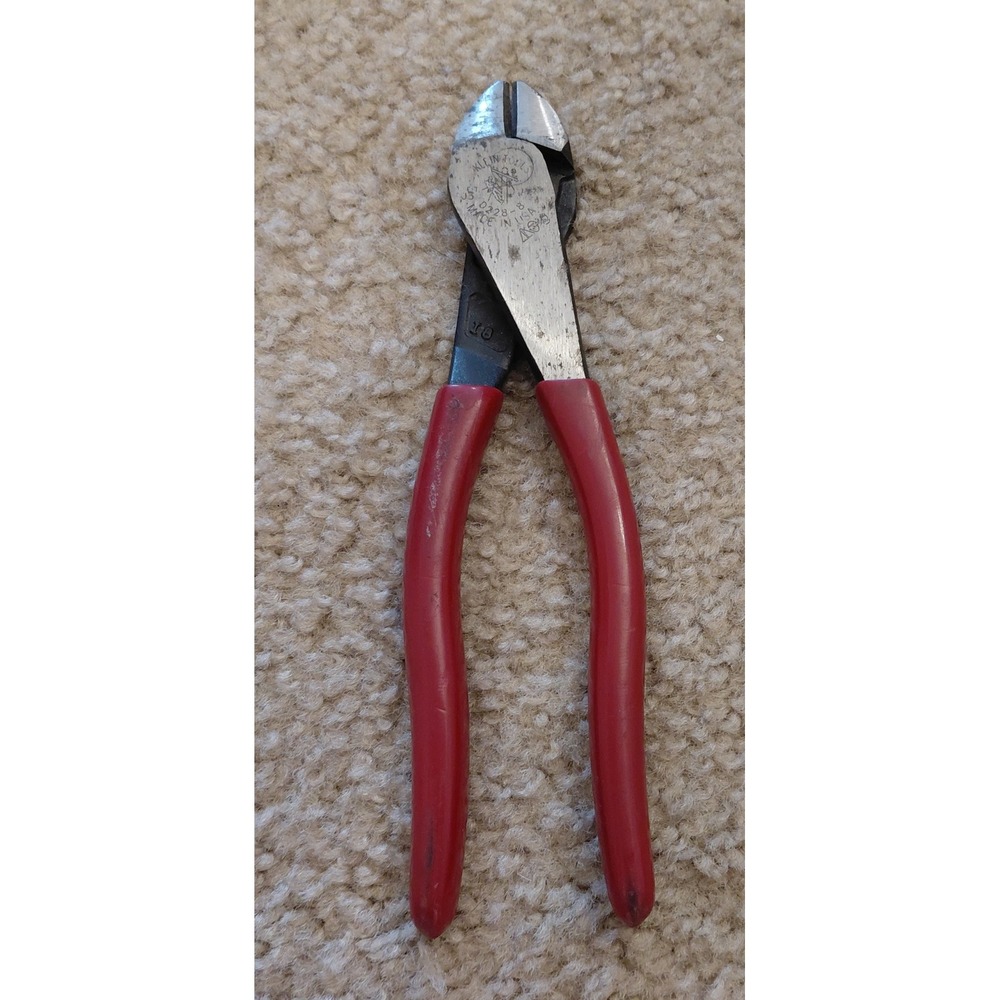 Klein Tools D228-8 High Leverage Diagonal Cutting Pliers 8 Inch Red Handles USA
